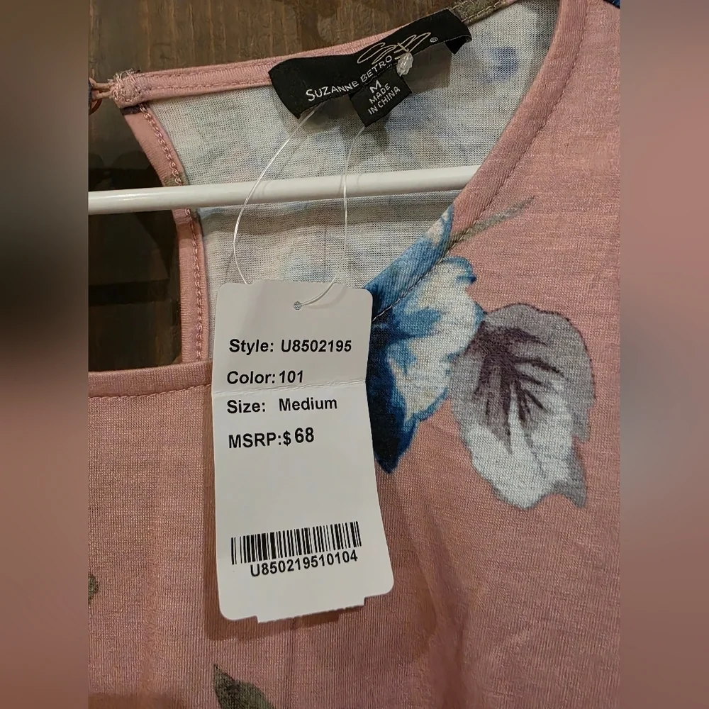 Suzanne Betro Floral Bell Sleeve Top Size Medium - Picture 4 of 6